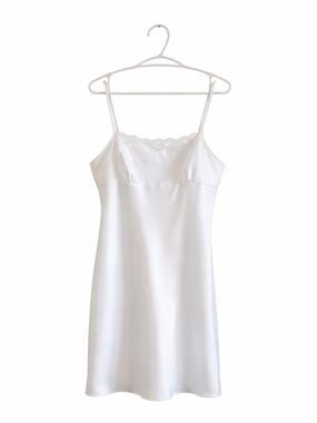 Warner’s Sleepwear Vintage 90s White Lace-Trim Satin Slip Dress – Size Large EUC